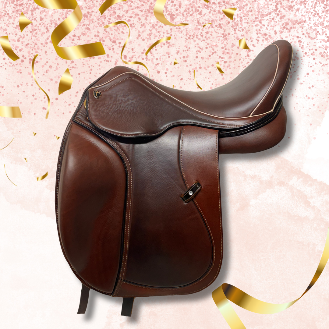 17” Lovas Lagos Dressage Saddle with UGS