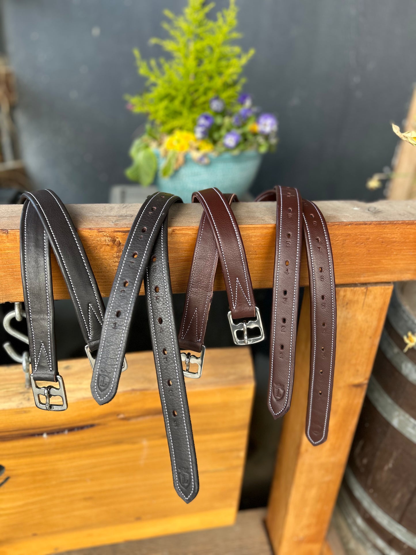 Lovas Calfskin Stirrup Leather