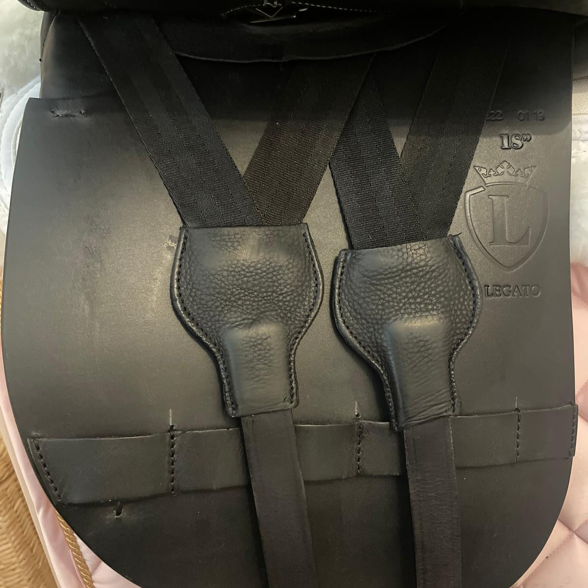 18” Legato Dressage Saddle